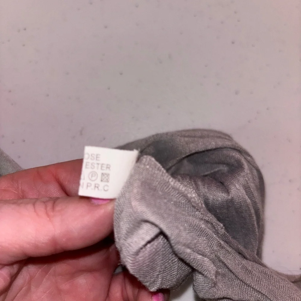 N/A elegant gray